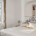 Villa Pineta - House *