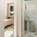 Villa Pineta - House *